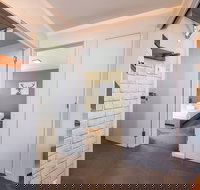 Triggerplant 4 - SA Accommodation