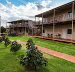 Oasis Newman - SA Accommodation