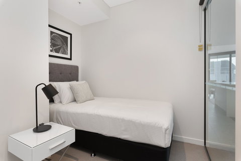 Arise Brisbane Skytower - SA Accommodation 6