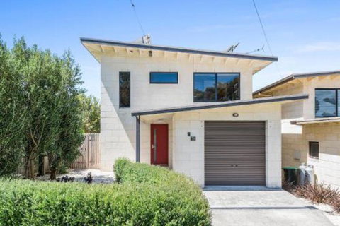 Achilles - SA Accommodation 6