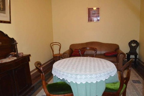 Albion Cottage - SA Accommodation 3