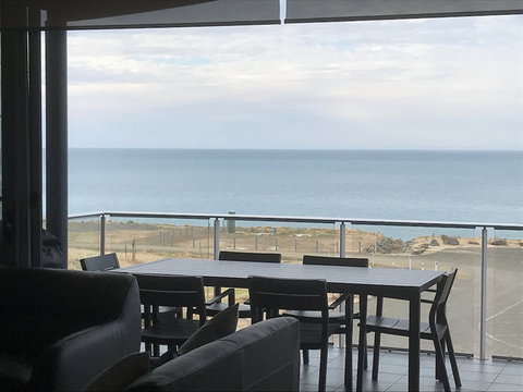 Penneshaw Oceanview Apartments - SA Accommodation 1