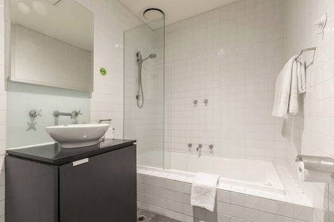 Absolute Collins - SA Accommodation 3