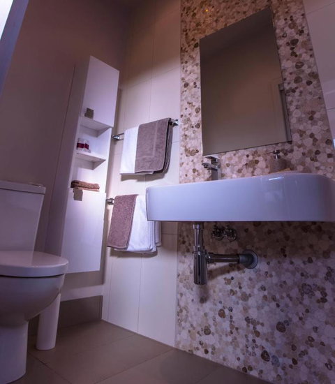 Eagle Peaks At Freycinet - SA Accommodation 3