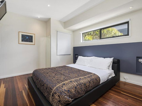 Apollos - SA Accommodation 3