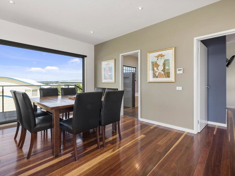 Apollos - SA Accommodation 1