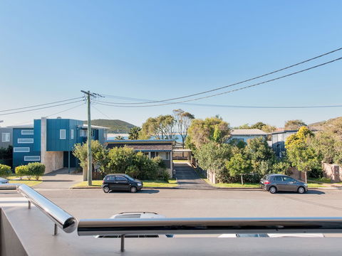 Footprints At Fingal Bay - SA Accommodation 1