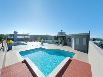 Footprints At Fingal Bay - SA Accommodation 3