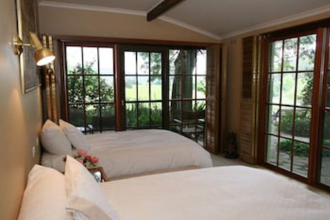 Riverhouse At Howqua Dale - SA Accommodation 0