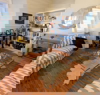 Courthouse Cottage - SA Accommodation