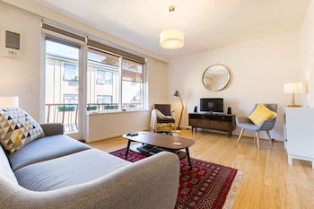 ROSIE, 2BDR St.Kilda Apartment - SA Accommodation 0