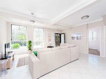 Magnolias At Fingal Bay - SA Accommodation 0