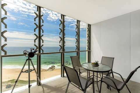 Astra Apartments Newcastle East - SA Accommodation 5