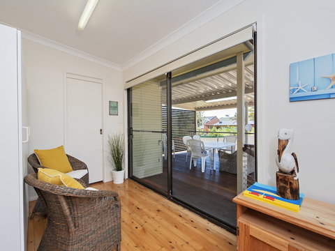 Fingal Beach Shack - SA Accommodation 2
