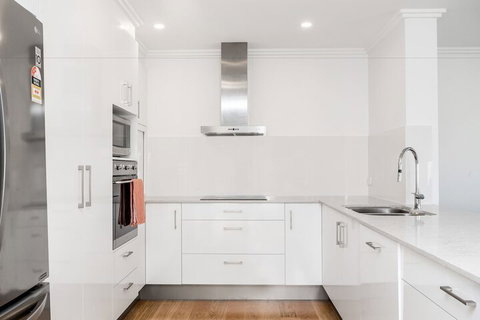 A PERFECT STAY - Amity At Seadrift - SA Accommodation 3