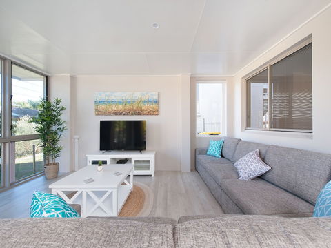 Bamboo Bay At Fingal Bay - SA Accommodation 6