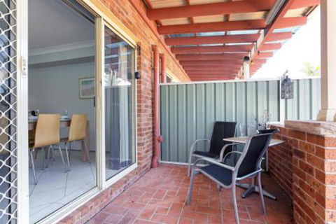Rocky Pt Rd 83A Fingal Bay - SA Accommodation 5