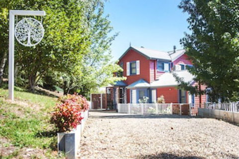 Artee House - A Bright Escape - SA Accommodation 1