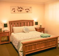 Oak Tree Cottage - Mundaring - SA Accommodation