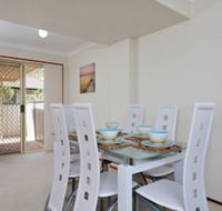 Beachcomber at Fingal Bay - SA Accommodation
