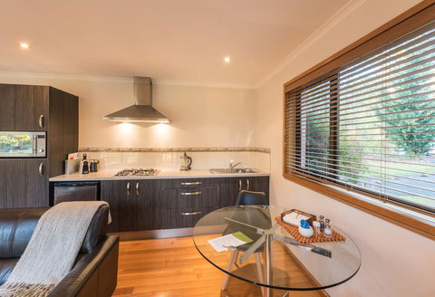 Parnella Kettering - SA Accommodation 5