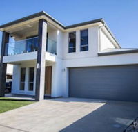 The Races - Swanport - SA Accommodation