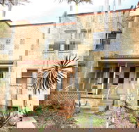 Ocean Shores Unit  No 4 - SA Accommodation