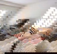 Jubilee Apartment No 10 - SA Accommodation