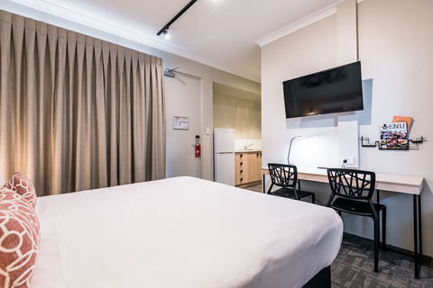 Nightcap At Wanneroo Tavern - SA Accommodation 4