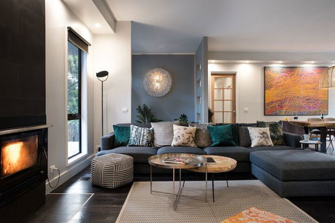 Arya - SA Accommodation 4