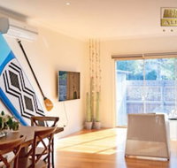 AUJOY 4 Bed Townhouse Glen Waverley - SA Accommodation