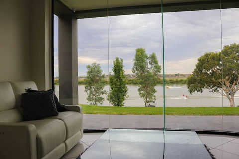 River Devine Murray Bridge - SA Accommodation 4