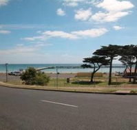 Portarlington Holiday Units  Pool - SA Accommodation