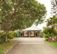 Unit 1 / 14 Tamarindus Street Marcoola Beach Pet friendly 300 BOND Linen supplied - SA Accommodation