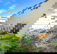 The Leafy Dragon - SA Accommodation