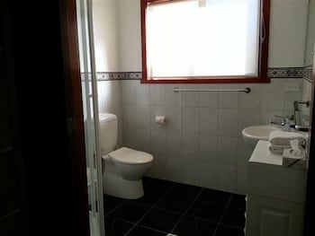 Birubi Holiday Homes - SA Accommodation 3