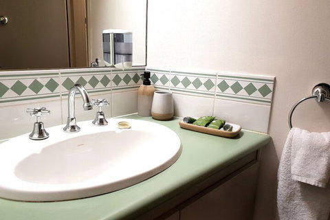 Hotel Victor - SA Accommodation 3