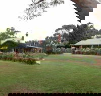 Barristers Block Vigneron Villa - SA Accommodation