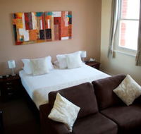 Balcony On Sixth Lodge - SA Accommodation