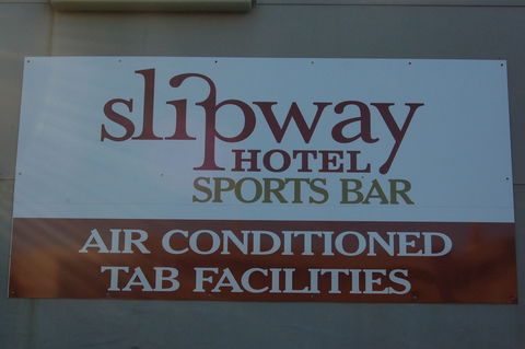 Slipway Hotel Motel - SA Accommodation 1