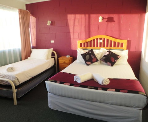 Murwillumbah Hotel & Apartments - SA Accommodation 2