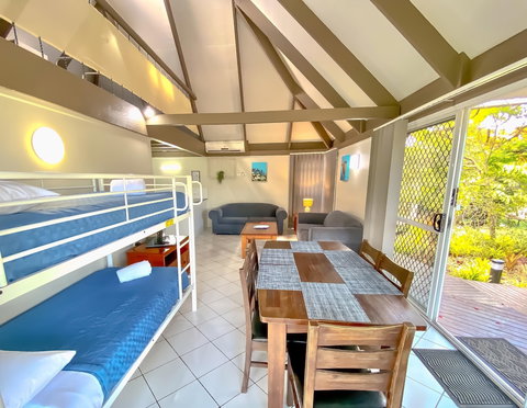 Kellys Beach Resort - SA Accommodation 4