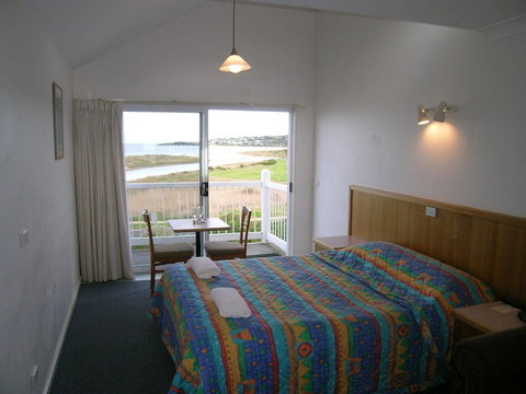 A Great Ocean View Motel - SA Accommodation 6