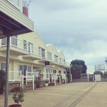 A Great Ocean View Motel - SA Accommodation 0