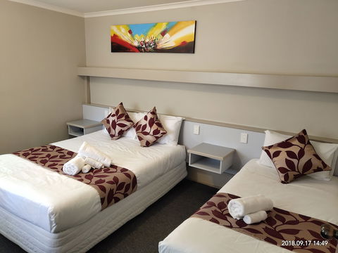 The Coachman Motel & Units - SA Accommodation 5