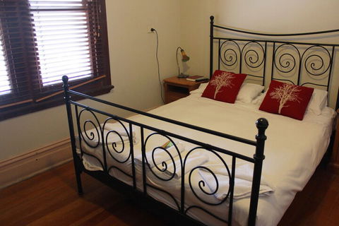 Burwood Bed And Breakfast - SA Accommodation 3