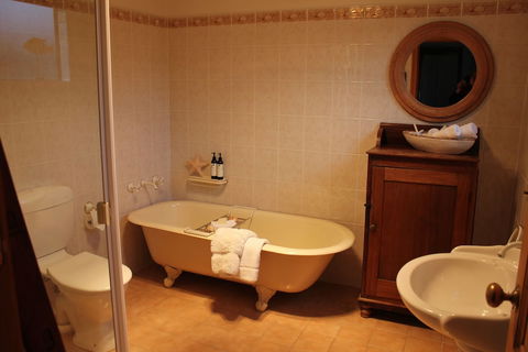 Boathouse - Birks River Retreat - Birks Harbour - SA Accommodation 4