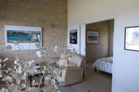 The Rookery At Christmas Cove - SA Accommodation 3