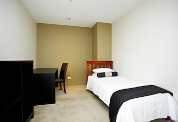 Astra Apartments - Docklands - SA Accommodation 3
