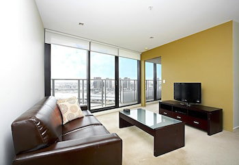 Astra Apartments - Docklands - SA Accommodation 5